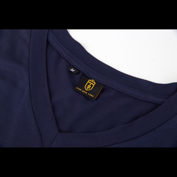 KING NEW YORK, V-NECK T-SHIRT, BLUE NAVY. - Picture 2 of 15